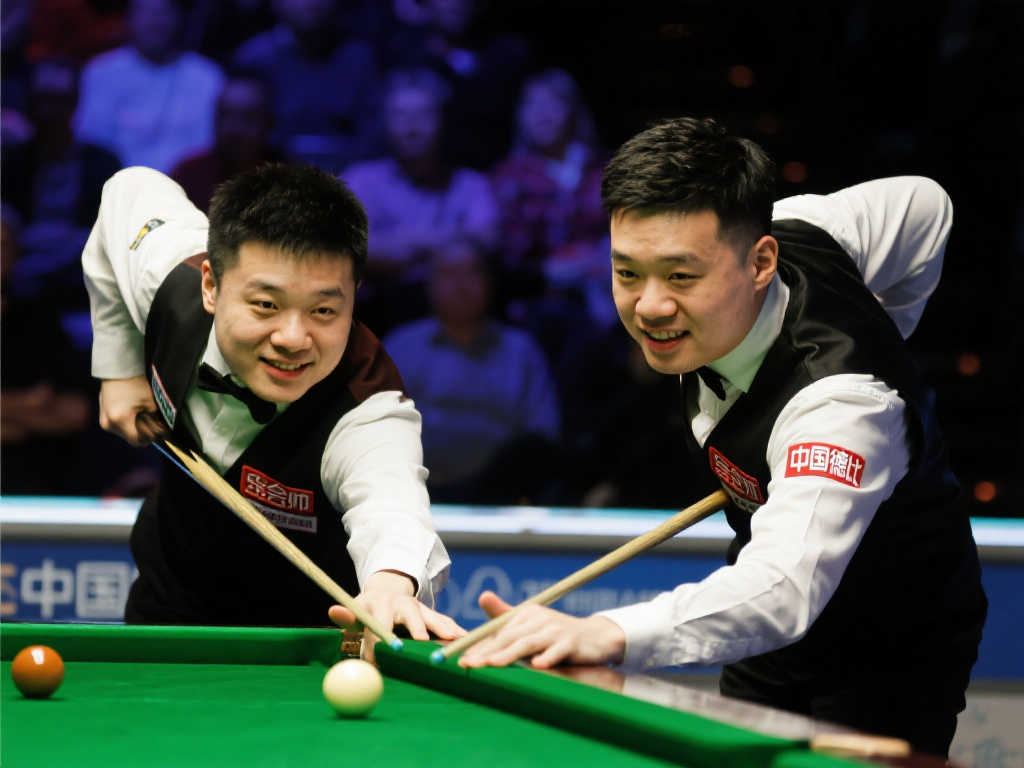 展現了他們 展現了他們